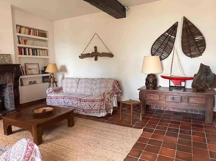 Holiday home Fantastic 6 Bedroom House With Stunning Sea View Arzon France