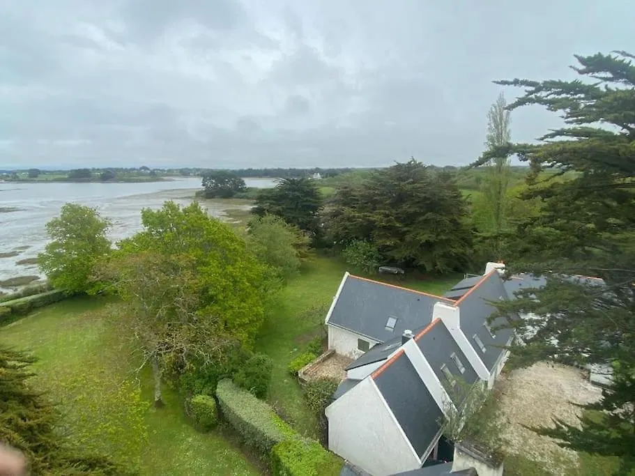Holiday home Fantastic 6 Bedroom House With Stunning Sea View Arzon