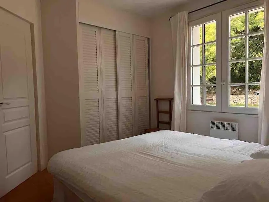 Holiday home Fantastic 6 Bedroom House With Stunning Sea View Arzon France